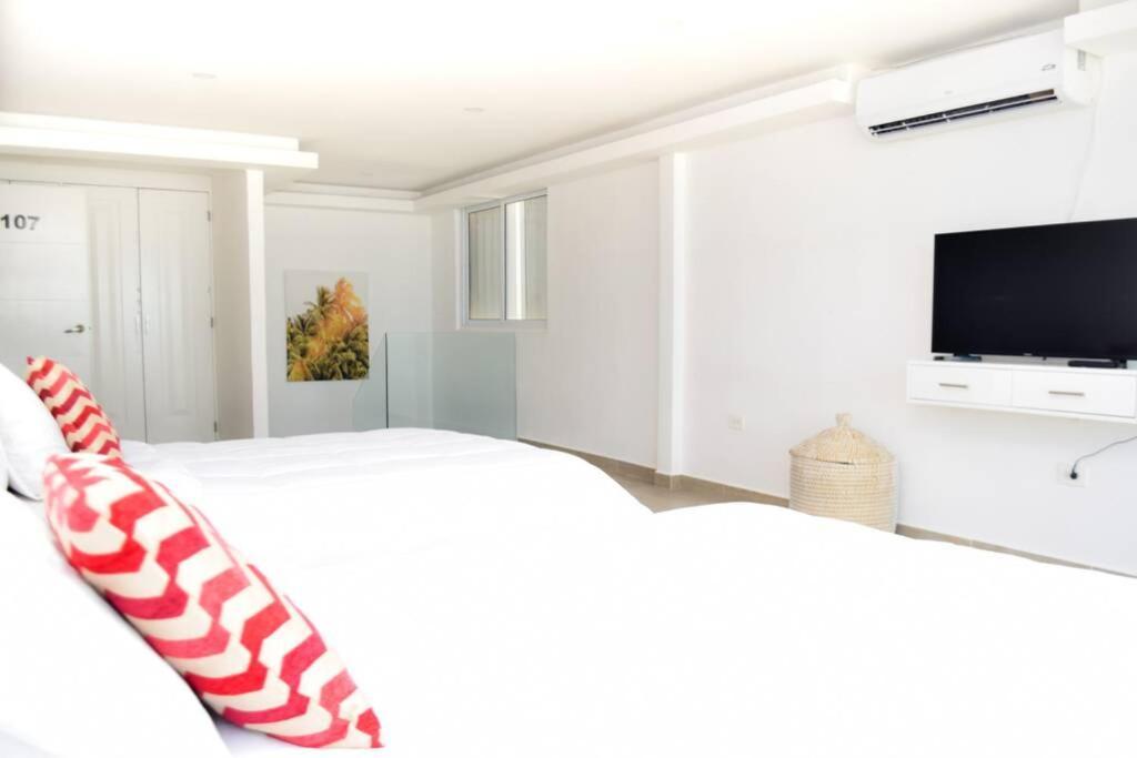 Villas Marlin 108, A Pie De Playa, Albercas, Jacuzi, Ubicacion Inmejorable Cancún Exterior foto