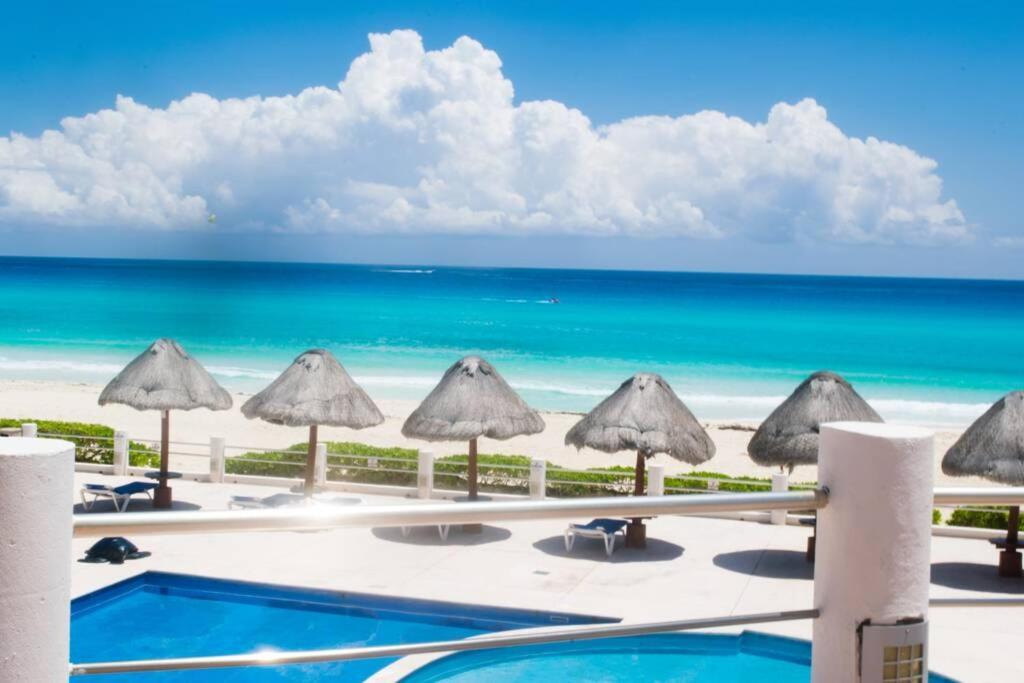 Villas Marlin 108, A Pie De Playa, Albercas, Jacuzi, Ubicacion Inmejorable Cancún Exterior foto